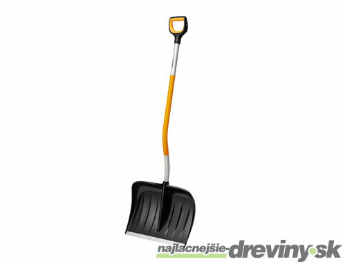 Odhŕňač na sneh FISKARS X-SERIE zahnutý 53cm 153cm 1057186